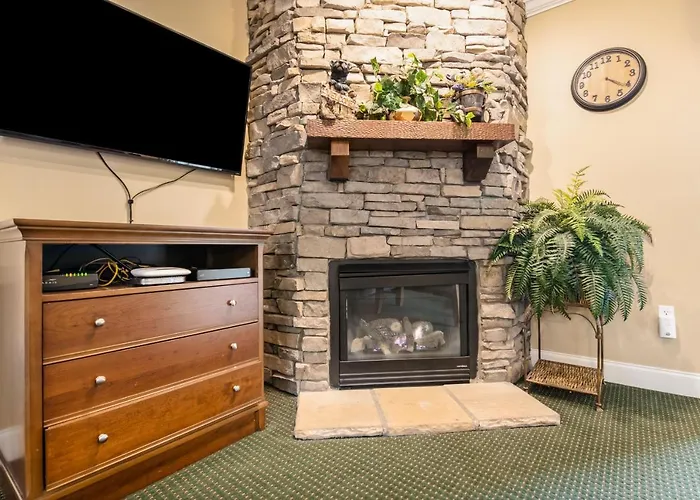 Summit Manor Condos Unit B3052